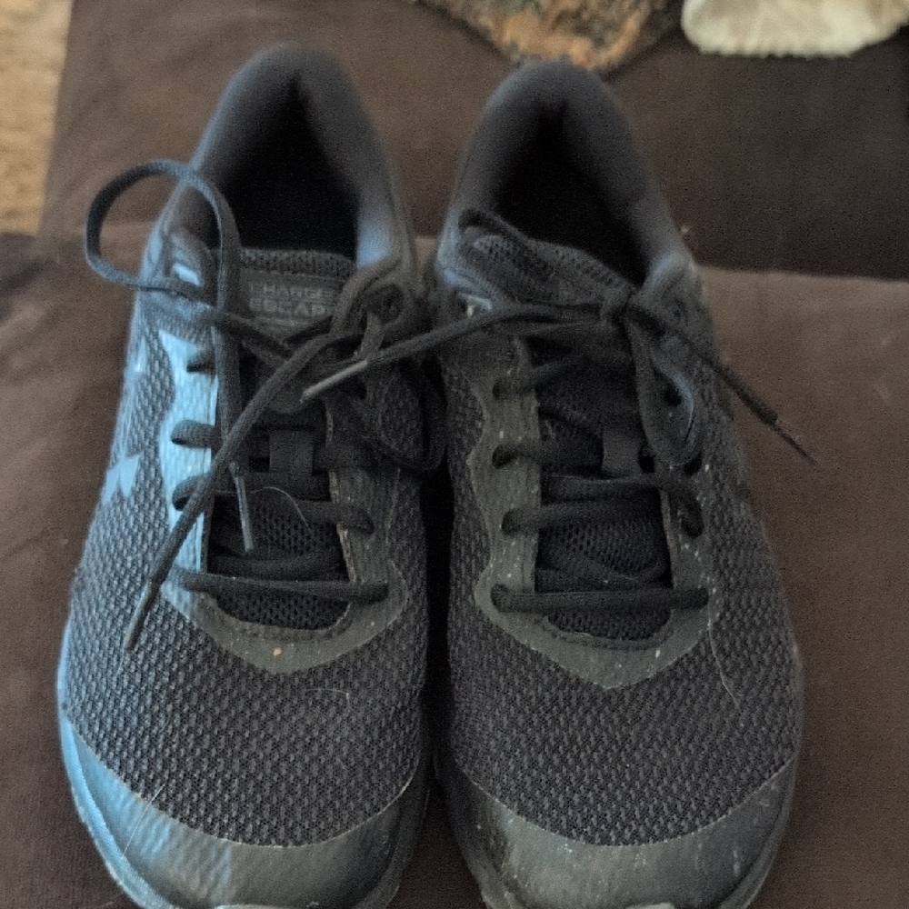 Under Armour Men's Charcoal and Black Athletic Shoes